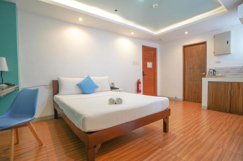 Arzo Hotel Makati Premier