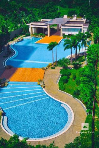 1 Bedroom Access Penthouse Condo Unit
