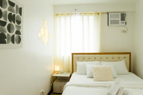 AR01 Peaceful & quiet 1BR condo w pool access TV&Wifi