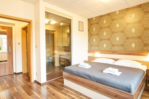 Hotel A Restaurace Kocanda