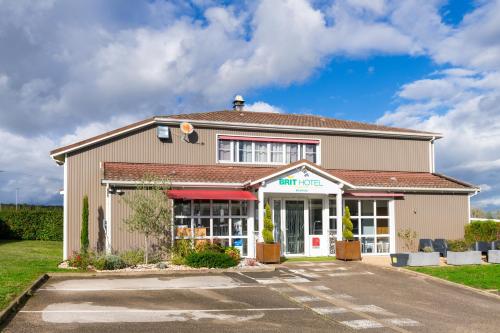 Brit Hotel Essentiel Mâcon Nord