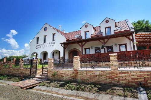 Gesztenyes Vendeghaz