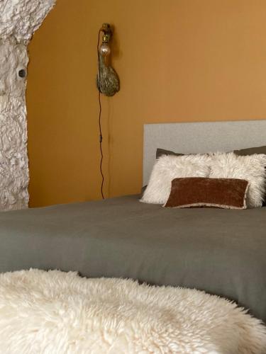 Les Troglos De La Tufolière