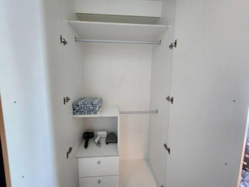BGC Cosy Spacious 1BR Uptown Parksuites with Balcony