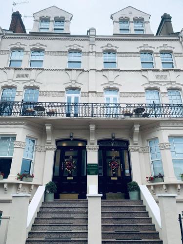 Avonmore Hotel