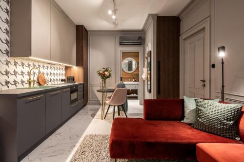 Piac43 - Svetits-palota