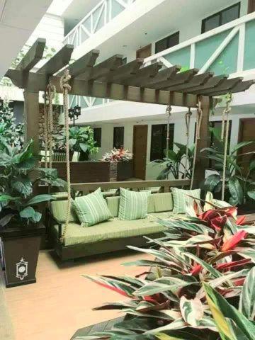 Affordable 2BR Tagaytay Staycation