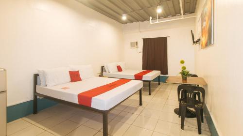 Crowne One Condo by Oyo Rooms