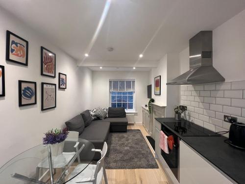 Brighton Square Apartments