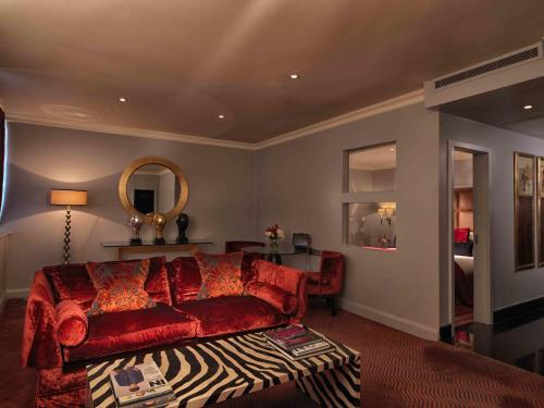 The May Fair, A Radisson Collection Hotel