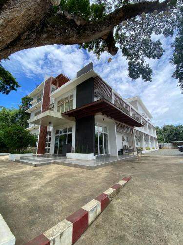 Bambu Suites
