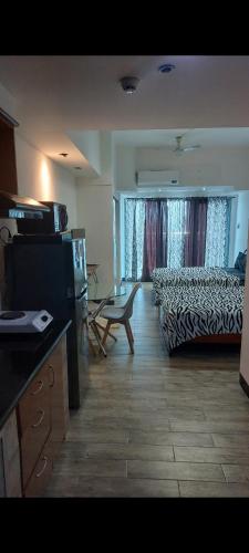 MANILA BAY FRONT DELUX Pearl of the orient