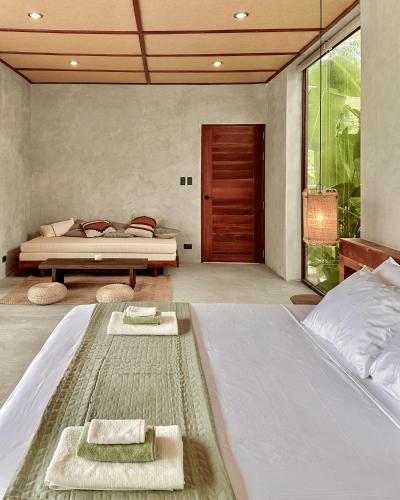 Kamaya - Private Villa with Pool