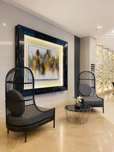 Connie's Fame Residence City Haven