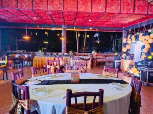Coco Grove Nature Resort and Spa