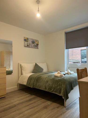 Lovely Triple and Quadruple Rooms in Euston & Square in Central London