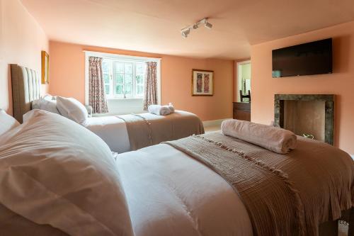 The White Horse, Rogate