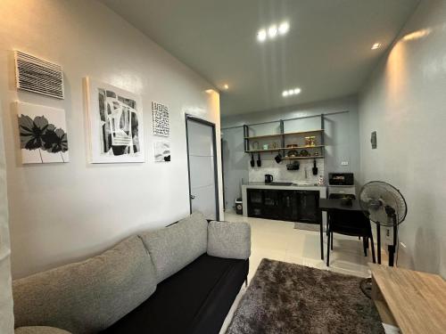 Grey Oasis Staycation 1 Bedroom