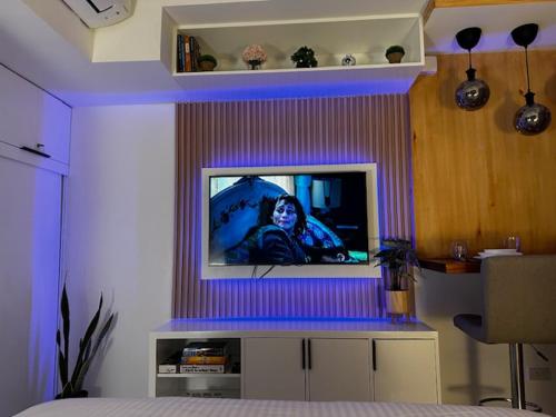 Tinch@Inspiria Cozy Centrally Located Studio Unit with Balcony in the heart of Davao City. Beside Abreeza Mall