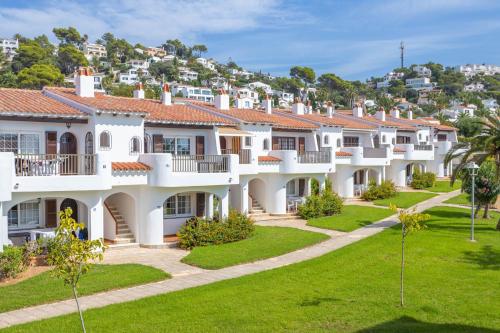 Apartamentos Son Bou Gardens