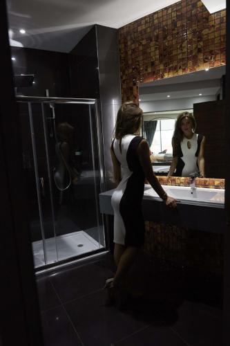 Hotel Rafayel