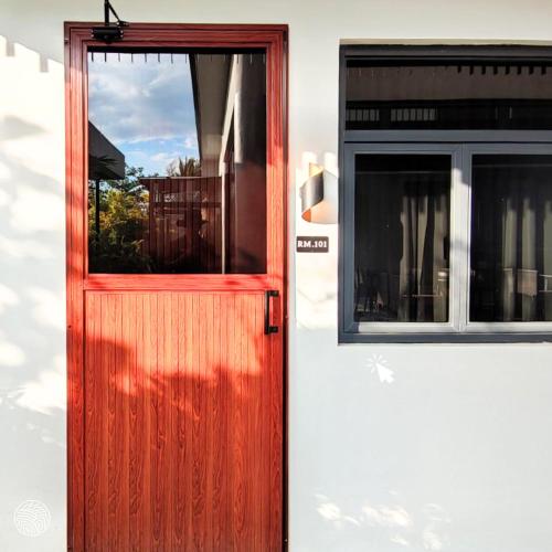 Mula De La Paz Beach Resort