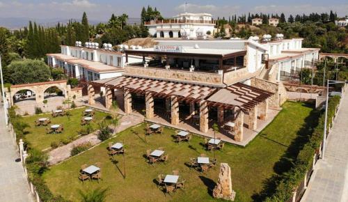 Eliofos Center