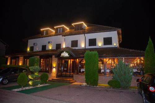 Hotel Dvor