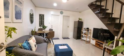 Cassie Homestay - Yuna Door 2 - Furnished Home in Butuan