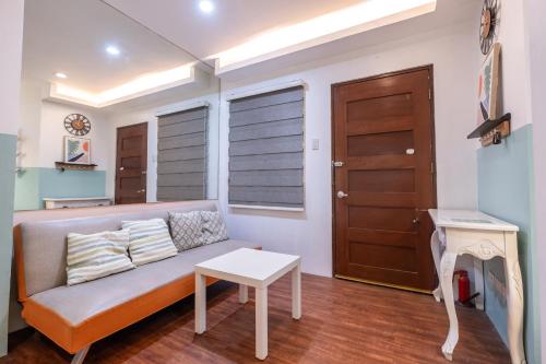 La salle Avenue Condo Residences