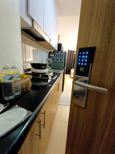 Shore 2 Residences T1, MoA WTC SMX Arena 1br 4pax