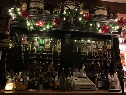 The Rheolau Arms