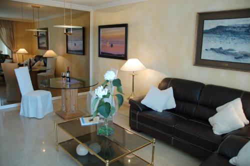 Mediterráneo Sitges Apartments