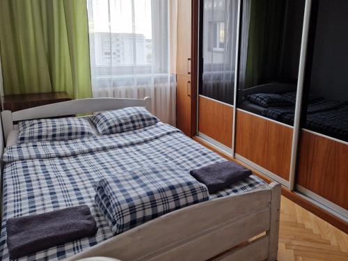 Niebieski Meander Pokoje Blisko Metra