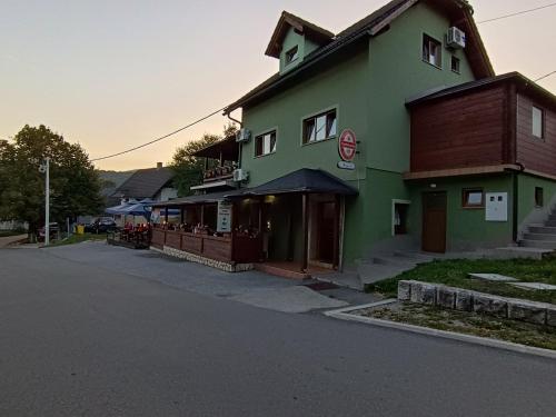 Apartments Poljanak Green House