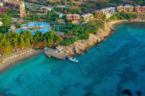 Candia Park village