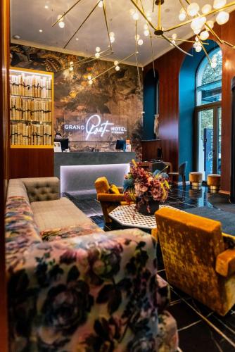 Grand Poet Hotel By Semarah