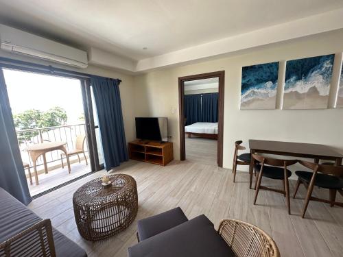 Maribago Blue Water Beach Resort