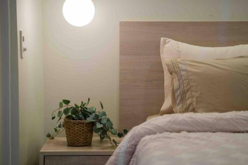 1 BR with balcony in Uptown BGC