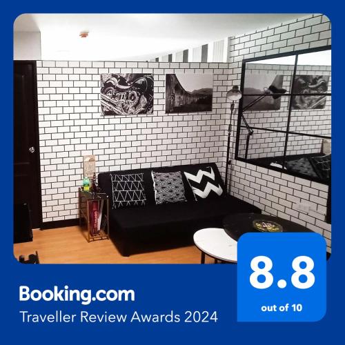 Relaxing 1-Bedroom Condo Unit (by Lee Portum)