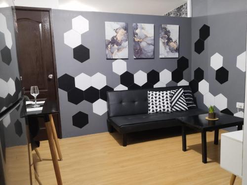 Nice 1BR Condo Unit by Lee Portum