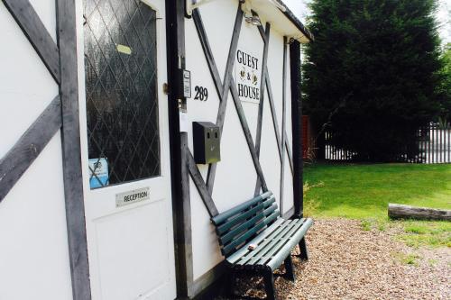 Charde Guest House