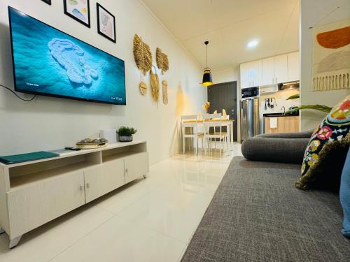 1 Bedroom Suite Condo with Balcony, Swimming Pool and Gym