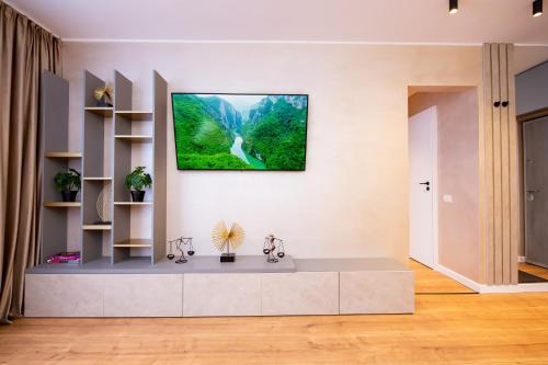 One by One - by Grand Accommodation