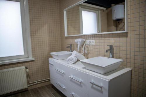 Hotel Guzy