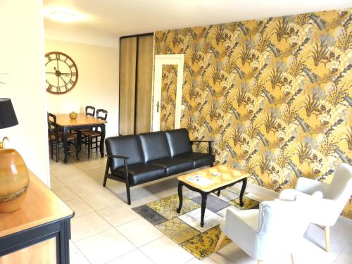Le Manoir De Placy