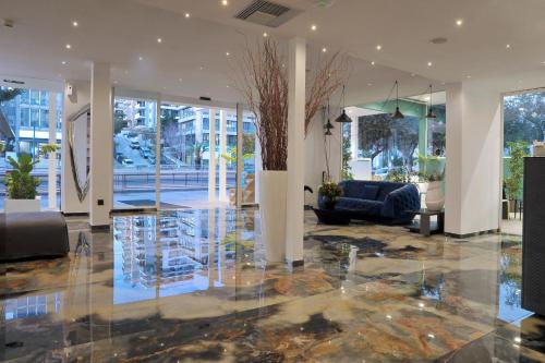 Athenaeum Smart Hotel