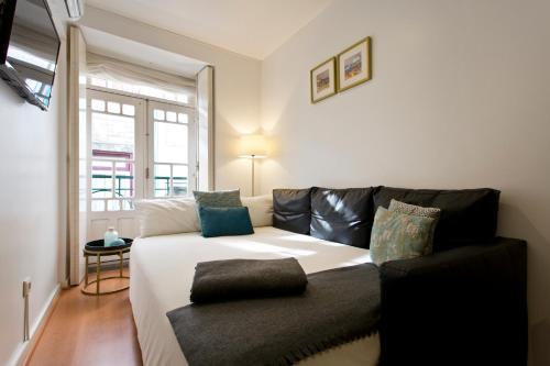 Home @ Porto Clerigos Apartment