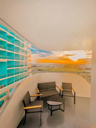 JD Serviced Suite at Azure North Pampanga