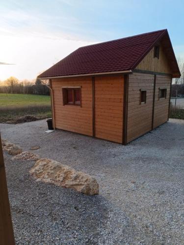 La p'tite maison bois du hérisson